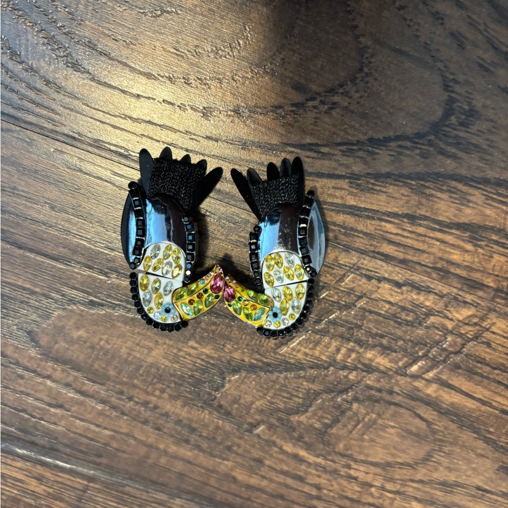 Baublebar toucan earrings